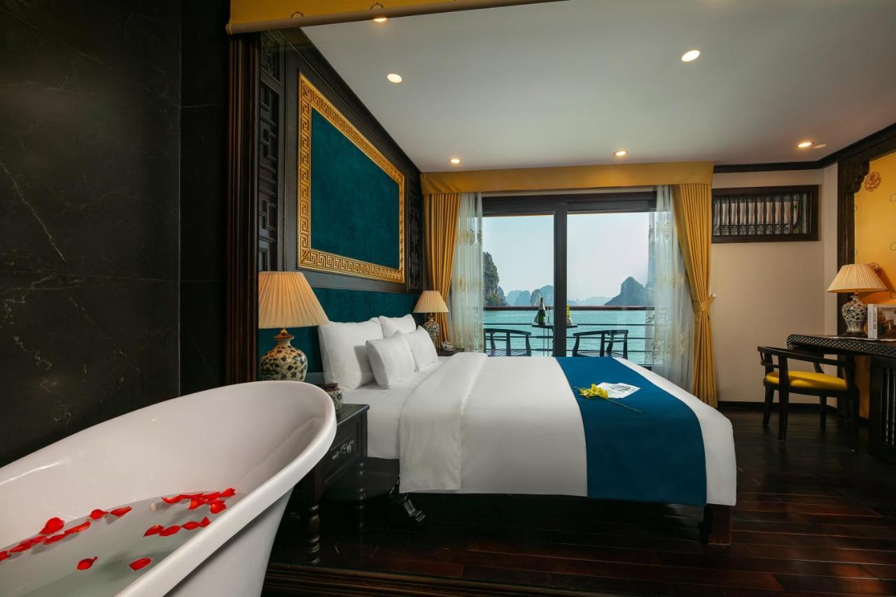 Hotel Nostalgia Halong Cruise Ha Long Exterior foto